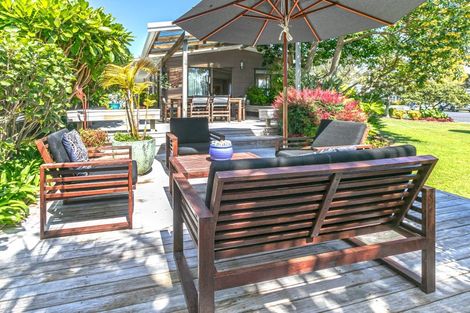 Photo of property in 225 Moana Anu Anu Avenue, Whangamata, 3620