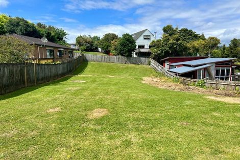 Photo of property in 16 Savoy Road, Glen Eden, Auckland, 0602