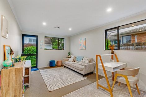 Photo of property in 169k Colwill Road, Massey, Auckland, 0614