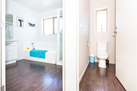 Photo of property in 5 Curnow Way, Rolleston, 7614