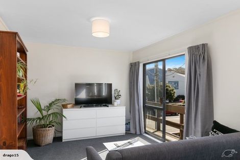 Photo of property in 615u2 Evans Bay Parade, Kilbirnie, Wellington, 6022