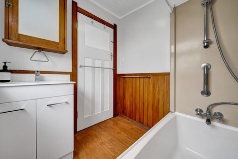 Photo of property in 155 Regan Street, Stratford, 4332