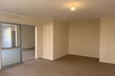 Photo of property in 2 Winslow Place, Levin, 5510
