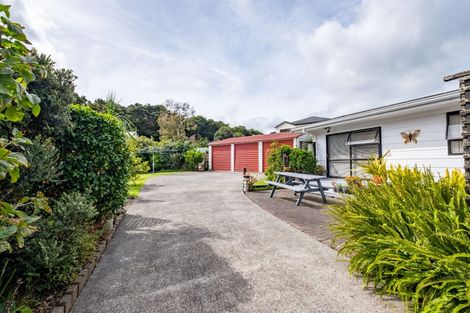 Photo of property in 134 Everglade Drive, Totara Heights, Auckland, 2105