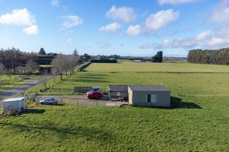 Photo of property in 585 Coutts Island Road, Coutts Island, Christchurch, 7670
