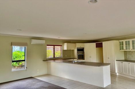 Photo of property in 28 Keswick Crescent, Huntington, Hamilton, 3210