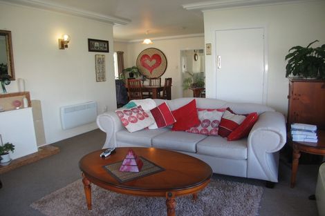 Photo of property in 516 Te Atatu Road, Te Atatu Peninsula, Auckland, 0610