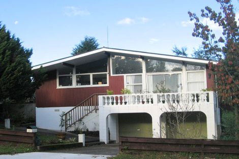 Photo of property in 26 Crompton Road, Massey, Auckland, 0614