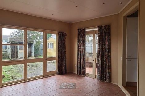 Photo of property in 29 Apollo Parade, Milson, Palmerston North, 4414