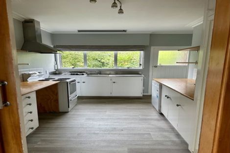 Photo of property in 8 Tahi Road, Paraparaumu Beach, Paraparaumu, 5032