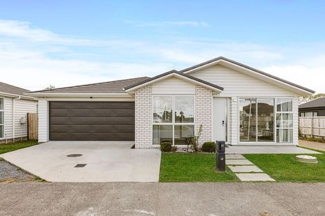 Photo of property in 61 Sapwood Crescent, Takanini, 2110