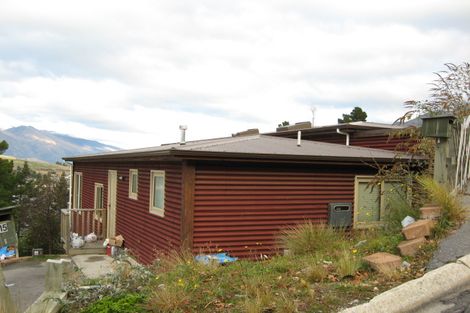 Photo of property in 15h Sunrise Lane, Queenstown, 9300