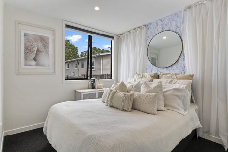 Photo of property in 12/50 Ocean View Road, Northcote, Auckland, 0627