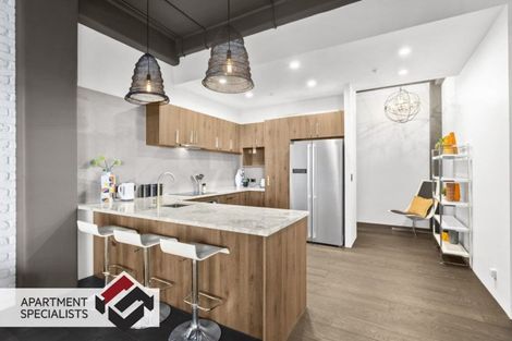 Photo of property in 22 Emily Place, Bellevue, Tauranga, 3110