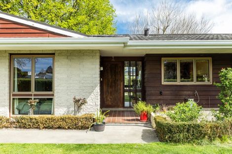 Photo of property in 210 Frimley Road, Frimley, Hastings, 4120