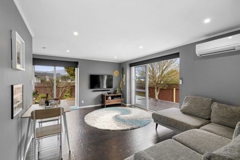 Photo of property in 1 Harvard Grove, Totara Park, Upper Hutt, 5018