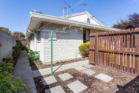 Photo of property in 13 Main South Road, Sockburn, Christchurch, 8042