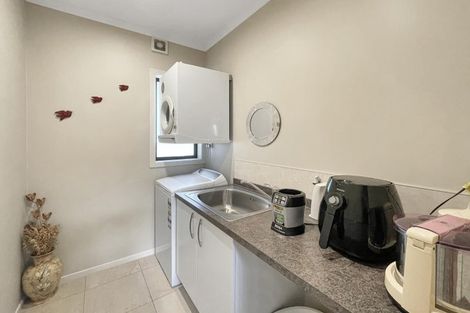 Photo of property in 25 Langdale Court, Huntington, Hamilton, 3210