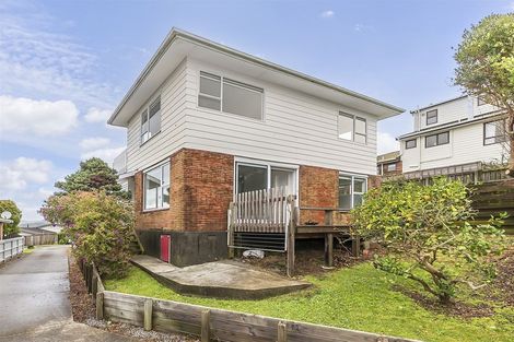 Photo of property in 42 Pope Street, Camborne, Porirua, 5026