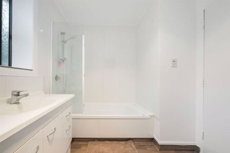 Photo of property in 380 Mairehau Road, Parklands, Christchurch, 8083