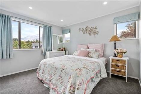 Photo of property in 108 Weatherly Road, Torbay, Auckland, 0630