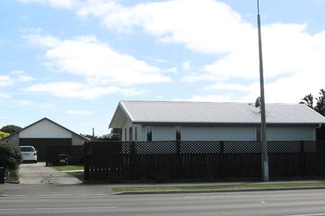 Photo of property in 212 Yaldhurst Road, Avonhead, Christchurch, 8042
