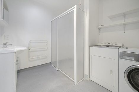 Photo of property in 8e Heath Street, Mount Maunganui, 3116