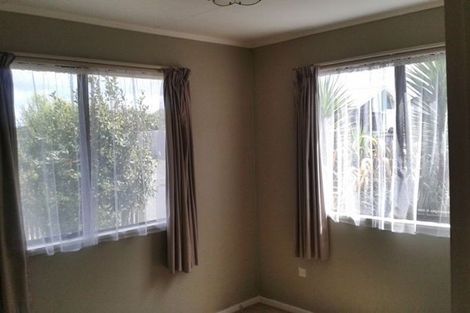 Photo of property in 72 Fraser Drive, Feilding, 4702