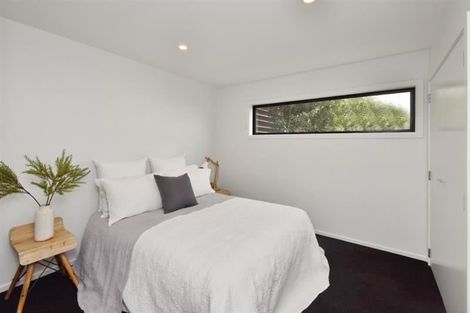 Photo of property in 6 Craigieburn Lane, Mount Pleasant, Christchurch, 8081