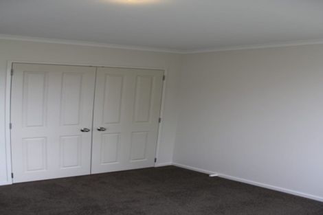 Photo of property in 28 Les Marston Place, Pukekohe, 2120
