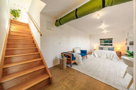 Photo of property in 100 Motuhara Road, Plimmerton, Porirua, 5026