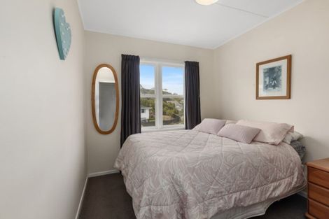Photo of property in 3 Aspen Grove, Maungaraki, Lower Hutt, 5010