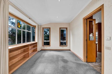 Photo of property in 64 Waiwaka Terrace, Strandon, New Plymouth, 4312