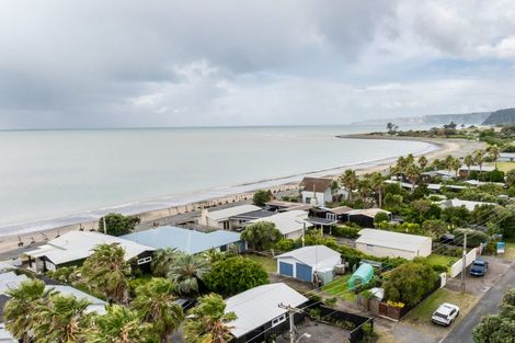 Photo of property in 285 Clifton Road, Te Awanga, 4102