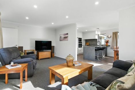 Photo of property in 403a Otumoetai Road, Otumoetai, Tauranga, 3110