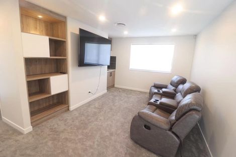 Photo of property in 10 Silvereye Road, Hobsonville, Auckland, 0616