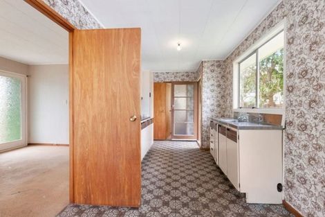 Photo of property in 5 Topliss Drive, Northcross, Auckland, 0632