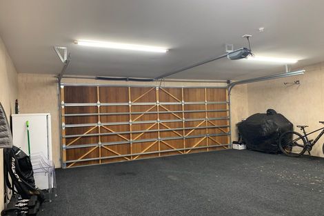 Photo of property in 2/28 Bayly Road, Moturoa, New Plymouth, 4310