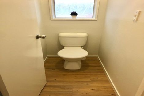 Photo of property in 33 Pensacola Crescent, Broomfield, Christchurch, 8042