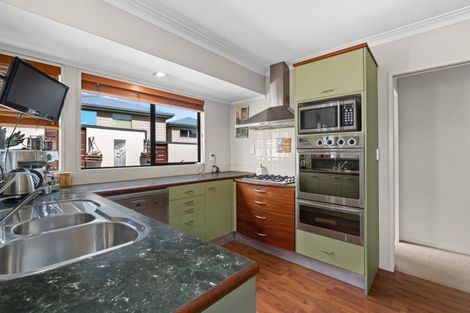 Photo of property in 42 Hillcrest Road, Otumoetai, Tauranga, 3110