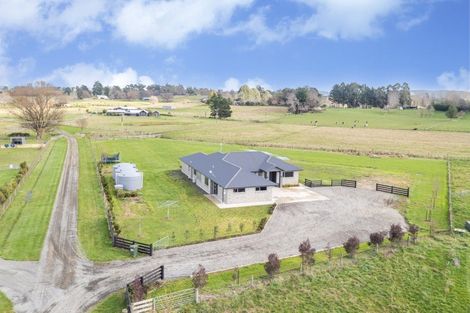 Photo of property in 2a Elm Place, Waipukurau, 4284