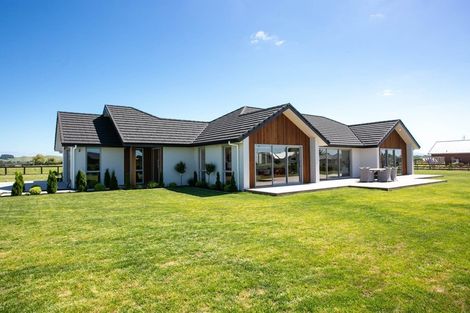 Photo of property in 56 Seachange Drive, Cambridge, 3432