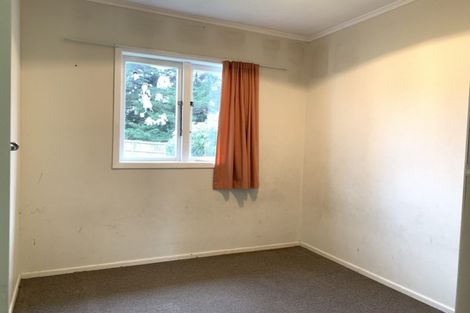 Photo of property in 37 Christmas Road, Manurewa, Auckland, 2102