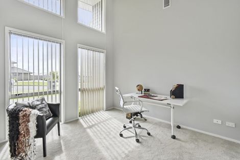 Photo of property in 5 Deol Drive, Pukekohe, 2120