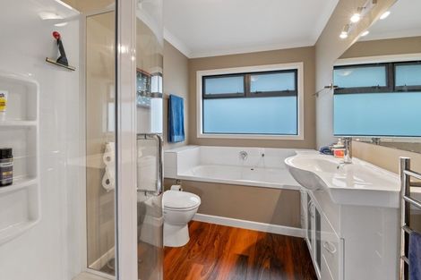 Photo of property in 101 Lakes Boulevard, Pyes Pa, Tauranga, 3112