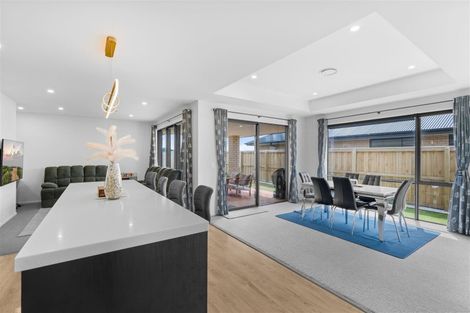 Photo of property in 8 Coach Way, Rolleston, 7614