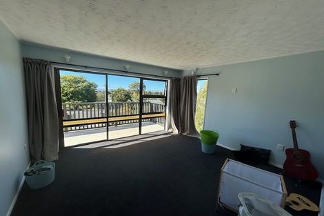 Photo of property in 2 Domain Road, Waipawa, 4210