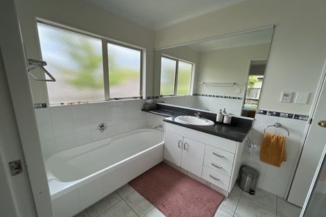 Photo of property in 5 Hawk Place, Welcome Bay, Tauranga, 3112