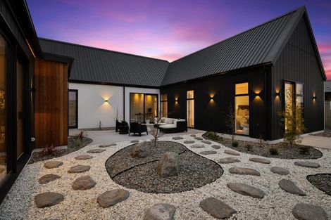 Photo of property in 2 Alan James Lane, Prebbleton, 7604