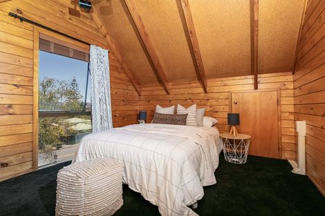 Photo of property in 261 Great North Road, Henderson, Auckland, 0612